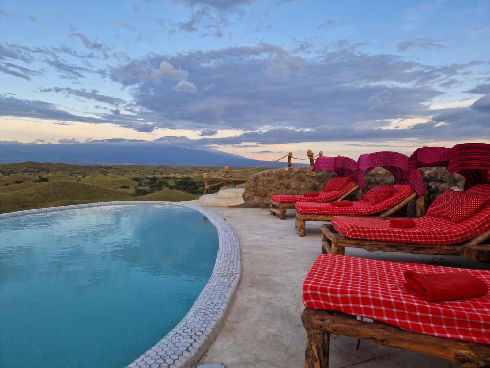 Original Maasai Lodge - Africa Amini Life Engare Nanyuki エクステリア 写真