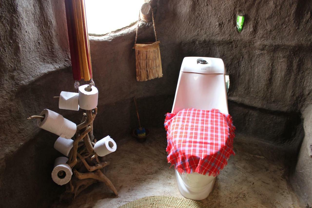 Original Maasai Lodge - Africa Amini Life Engare Nanyuki エクステリア 写真