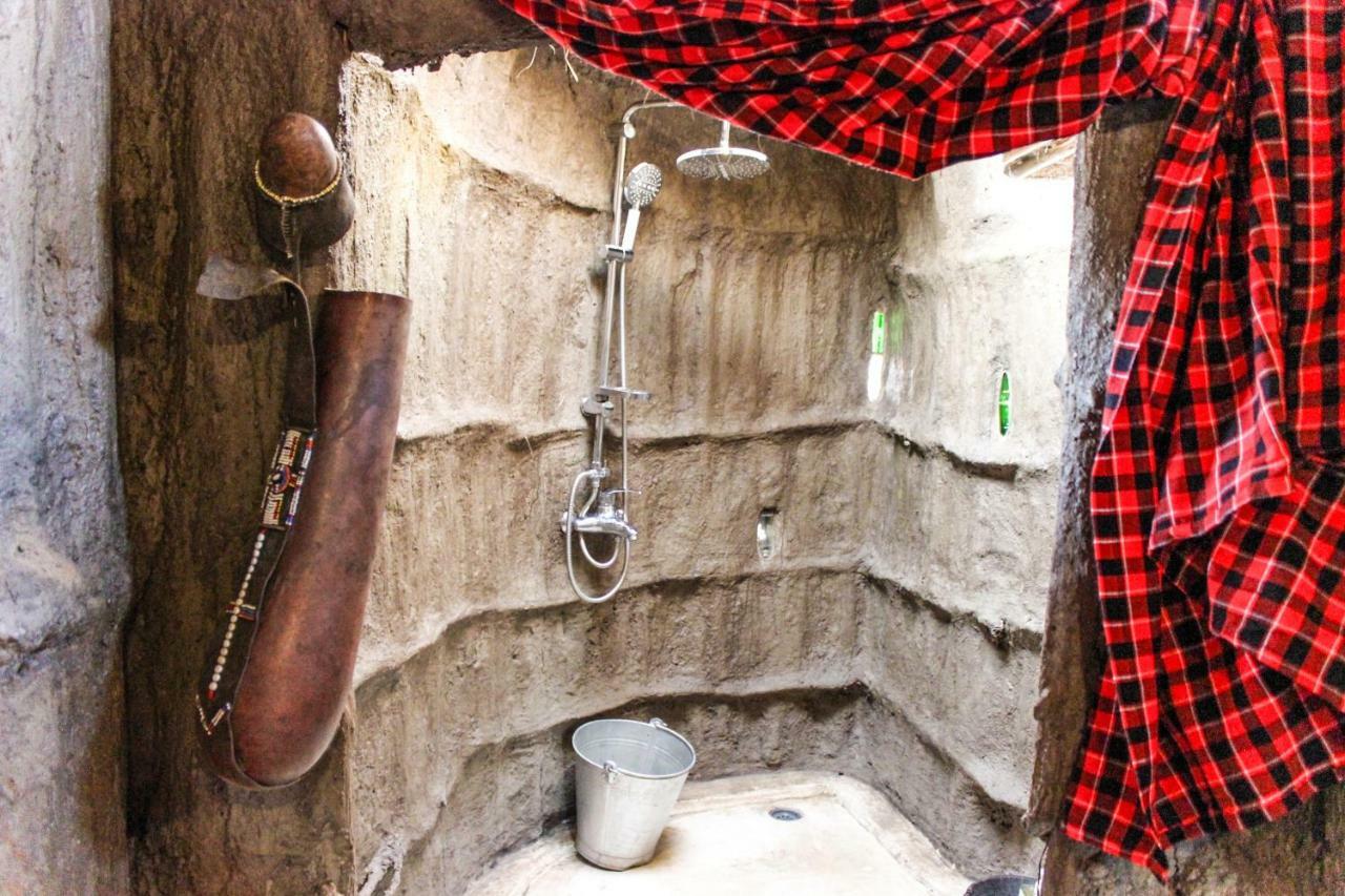 Original Maasai Lodge - Africa Amini Life Engare Nanyuki エクステリア 写真